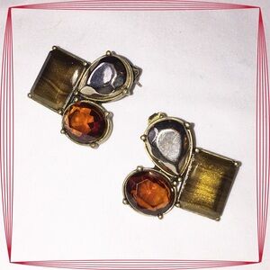 Gold Geometric Earrings with Vintage Design